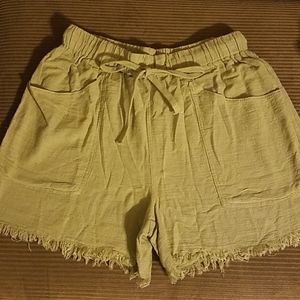 NWT- Green shorts